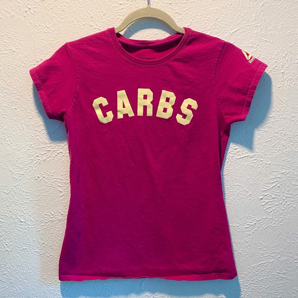 Reebok size small carbs graphic t-shirt